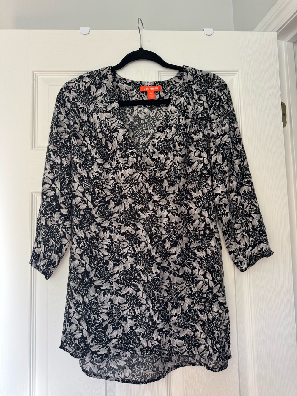 Joe Fresh Black & White Floral Round-Neck Tunic